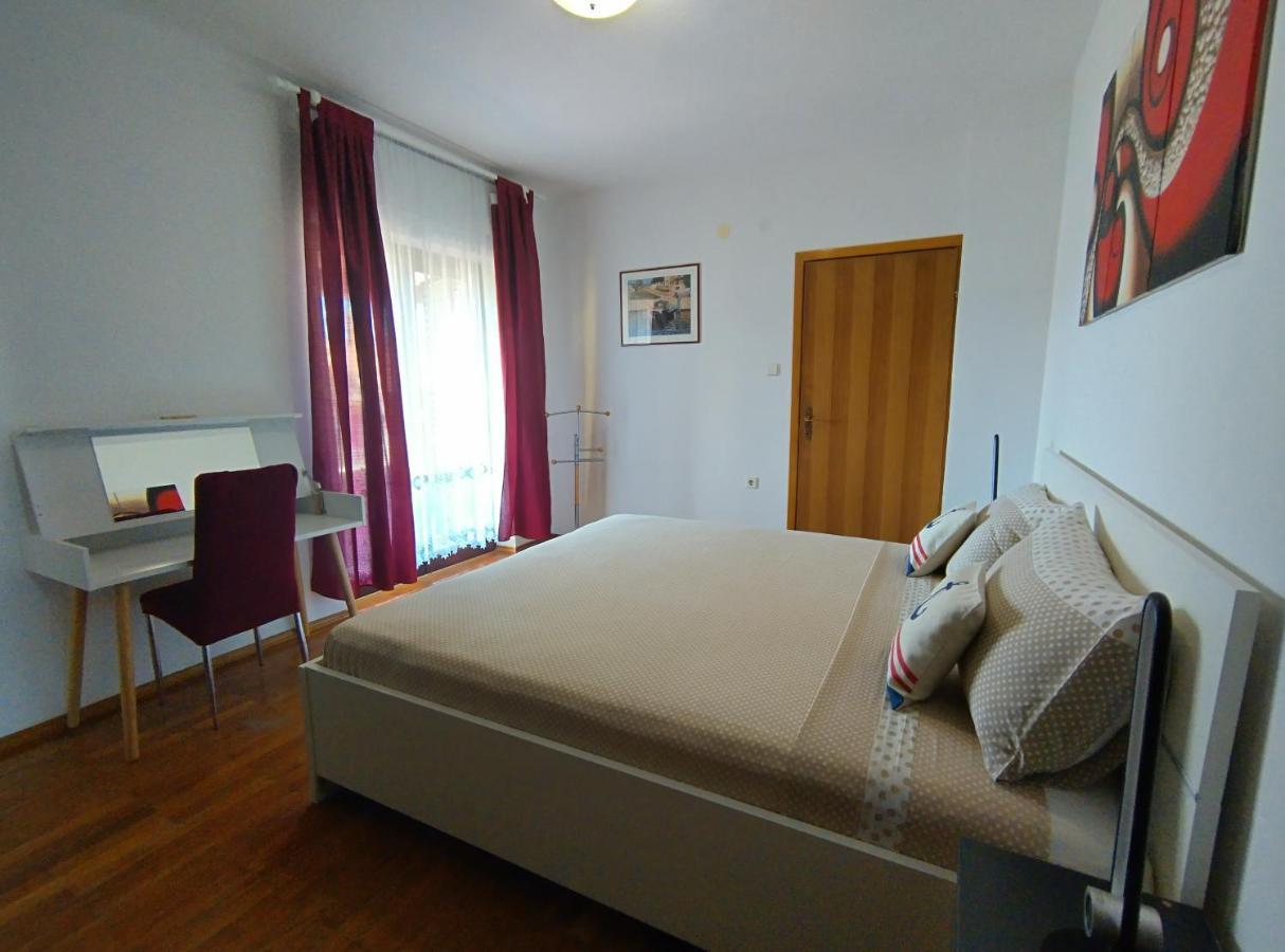 Villa Milan Vinkuran Buitenkant foto